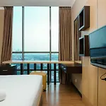 Tranquil 1Br Gp Plaza Apartment By Travelio